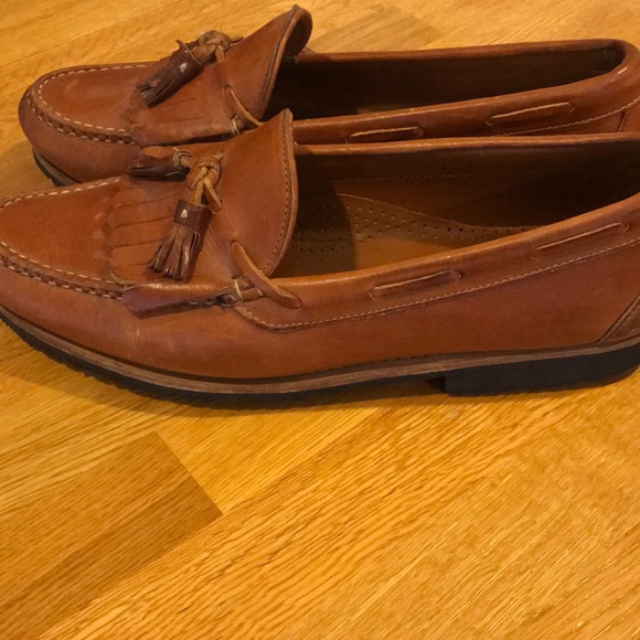 Allen Edmonds Nashua Tassel Loafer tan w/tan trim - Picture 7 of 8